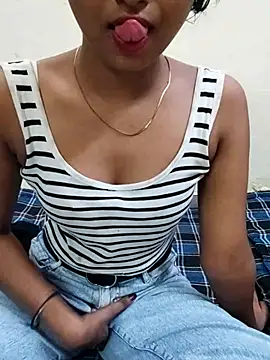 Snapshot of Saniya_Doll chatting on July 28, 2026, 1:45 am Saniya Doll online show from July 28, 2026, 1:45 am