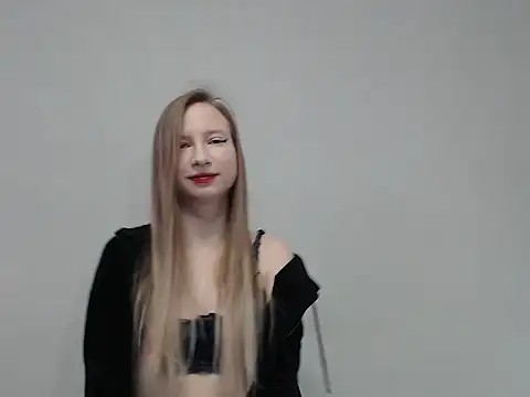 Snapshot of sophieryder chatting on March 14, 2026, 7:14 am sophieryder online show from March 14, 2026, 7:14 am