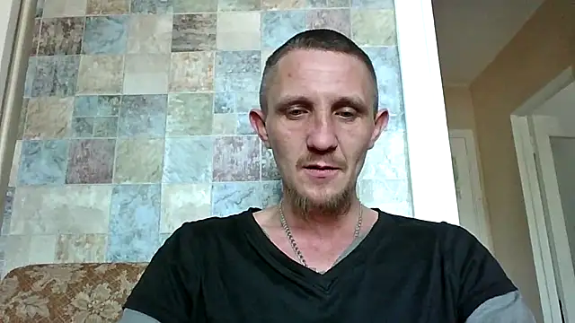 Twolatte1520 online show from March 16, 2026, 11:36 am