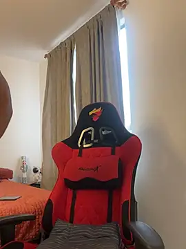 Ezzio Scolaro online show from March 24, 2026, 9:53 pm