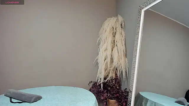 daenerysxxx online show from January 7, 2026, 5:10 am