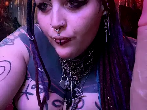 Snapshot of nyxvelon chatting on November 10, 2025, 5:17 am nyxvelon online show from November 10, 2025, 5:17 am