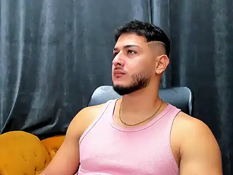 Snapshot of jasonshaw25 chatting on December 17, 2025, 5:19 pm jasonshaw25 online show from December 17, 2025, 5:19 pm