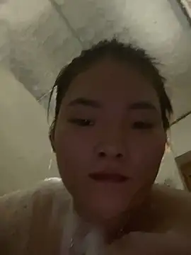 Beautiful-light22 online show from October 14, 2025, 10:38 am