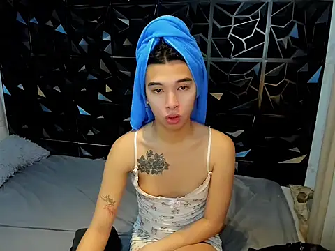 Yourdreamgoddess online show from June 1, 2026, 6:42 pm