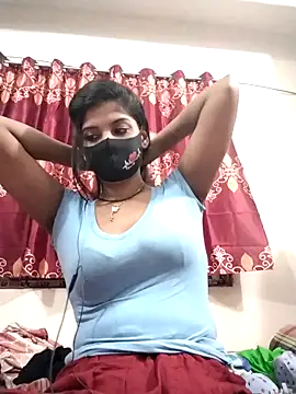 Queen-Any online show from October 7, 2025, 6:05 pm