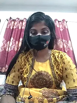 Queen-Any online show from October 25, 2025, 4:02 pm