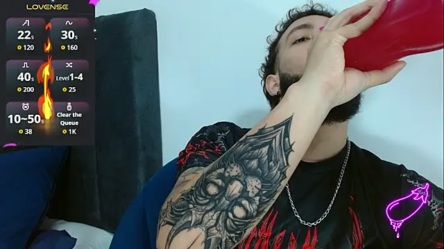 angel kyrozz online show from December 19, 2025, 7:10 pm