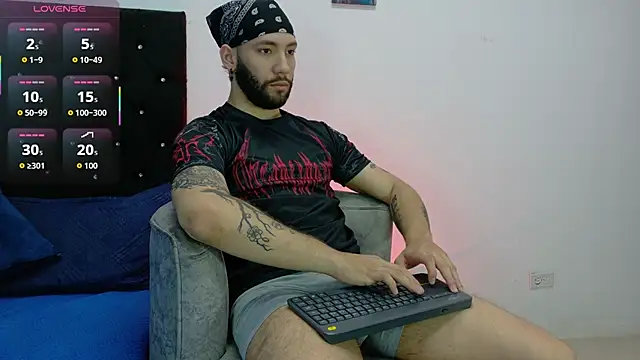 Snapshot of angel_kyrozz chatting on March 29, 2026, 7:14 pm angel kyrozz online show from March 29, 2026, 7:14 pm