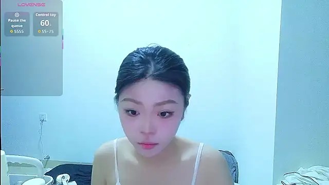 xiaoxi-12 online show from November 12, 2025, 10:04 am