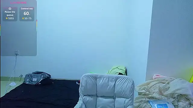 xiaoxi-12 online show from November 18, 2025, 9:03 am