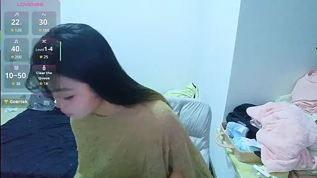 xiaoxi-12 online show from November 21, 2025, 9:52 am