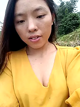 Snapshot of Genie_tin chatting on October 16, 2025, 8:37 am Genie tin online show from October 16, 2025, 8:37 am