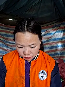 miomio-12 online show from March 17, 2026, 1:32 am