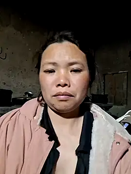 miomio-12 online show from March 18, 2026, 2:42 pm