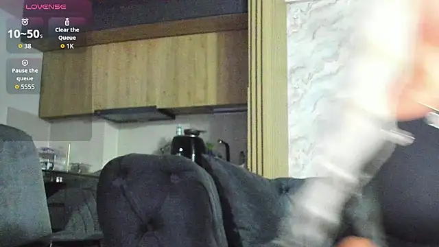 Daisy Abby03 online show from October 12, 2025, 4:44 am