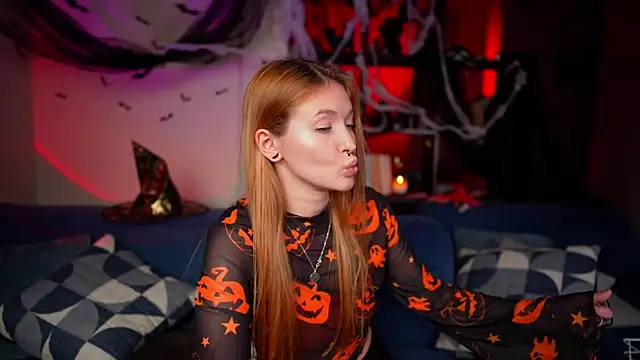 Snapshot of SsonicPorn chatting on October 29, 2025, 4:31 pm SsonicPorn online show from October 29, 2025, 4:31 pm