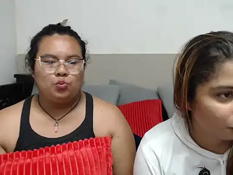 NicollGreen online show from October 22, 2025, 1:06 am