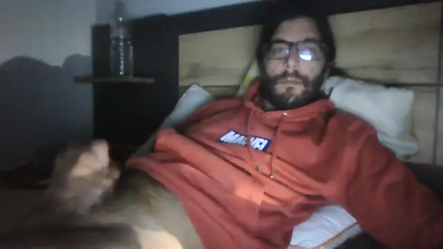 Snapshot of Arbneh69 chatting on October 8, 2025, 8:17 pm Arbneh69 online show from October 8, 2025, 8:17 pm