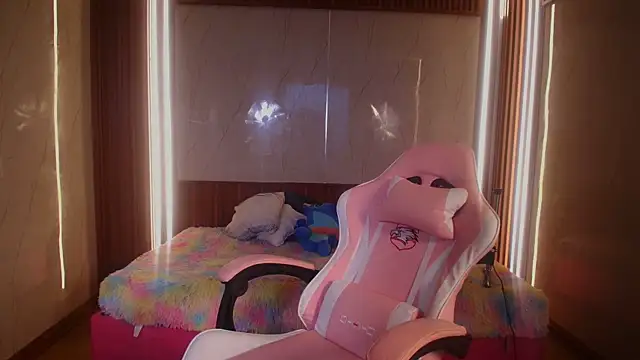 Eva Feller69 online show from December 16, 2025, 8:58 pm