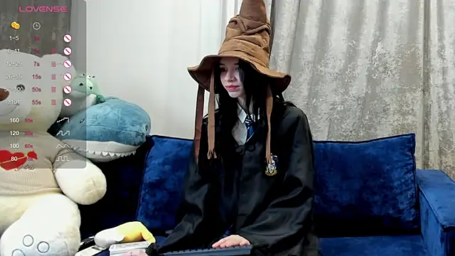 Snapshot of EchoLuxe chatting on March 21, 2026, 8:19 am EchoLuxe online show from March 21, 2026, 8:19 am