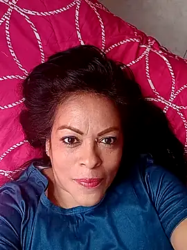 Lucia-Naughty online show from October 9, 2025, 3:21 pm