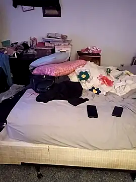 Lauren2012ss online show from November 21, 2025, 3:38 am