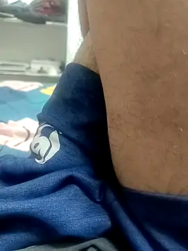 Snapshot of pn12345 chatting on October 26, 2025, 6:19 am pn12345 online show from October 26, 2025, 6:19 am