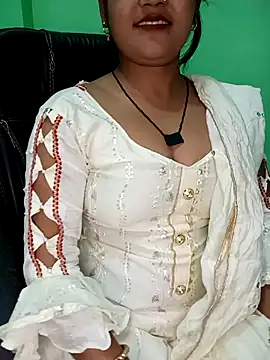 Snapshot of Rashmi_011 chatting on October 5, 2025, 5:00 pm Rashmi 011 online show from October 5, 2025, 5:00 pm