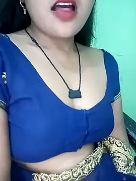 Snapshot of Rashmi_011 chatting on October 29, 2025, 3:47 pm Rashmi 011 online show from October 29, 2025, 3:47 pm