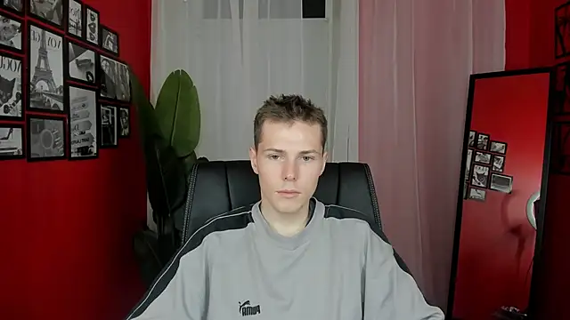 Snapshot of Hector_Spector chatting on November 8, 2025, 11:43 am Hector Spector online show from November 8, 2025, 11:43 am