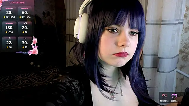 KristiBloom online show from March 31, 2026, 9:48 pm