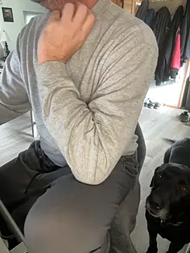 smkbustr online show from November 13, 2025, 5:56 pm