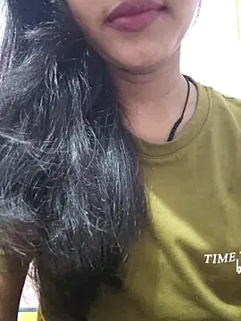 anjali2351 online show from April 4, 2026, 4:59 pm