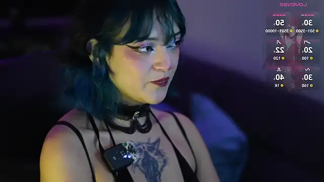 lucyliw online show from October 11, 2025, 8:02 am