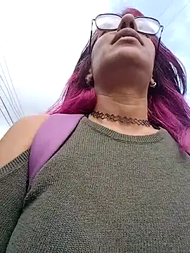 Snapshot of Abby_2-1 chatting on October 16, 2025, 8:10 pm Abby 2-1 online show from October 16, 2025, 8:10 pm