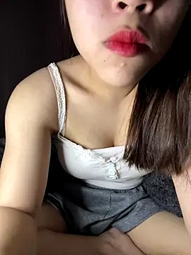 Snapshot of Lyly69699 chatting on December 1, 2025, 3:39 pm Lyly69699 online show from December 1, 2025, 3:39 pm