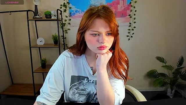 Snapshot of Barbara_Mitchel chatting on November 26, 2025, 9:32 am Barbara Mitchel online show from November 26, 2025, 9:32 am