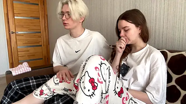 EhtelBiondi online show from March 28, 2026, 8:14 am