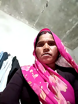 Snapshot of Nm_sanjna chatting on February 11, 2026, 3:17 pm Nm sanjna online show from February 11, 2026, 3:17 pm