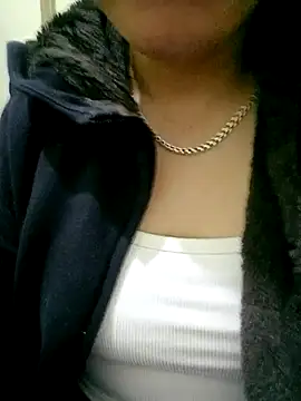 Ducky27021991 online show from January 7, 2026, 2:03 am