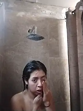 Lollysmile26 online show from March 5, 2026, 11:45 pm