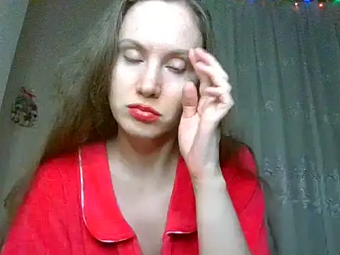Snapshot of Lynirina chatting on May 19, 2026, 8:37 pm Lynirina online show from May 19, 2026, 8:37 pm