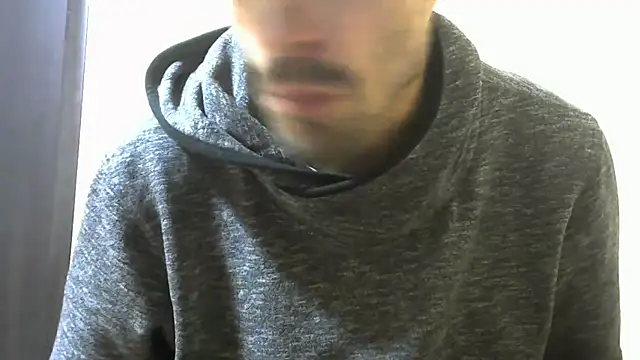 Snapshot of MakabulaAndrey chatting on October 28, 2025, 1:58 pm MakabulaAndrey online show from October 28, 2025, 1:58 pm