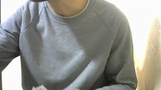 Snapshot of MakabulaAndrey chatting on November 1, 2025, 12:40 pm MakabulaAndrey online show from November 1, 2025, 12:40 pm