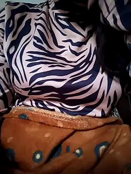 lovely simran online show from November 12, 2025, 11:21 am