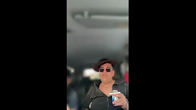 Xxxmerdan online show from May 9, 2026, 9:25 am