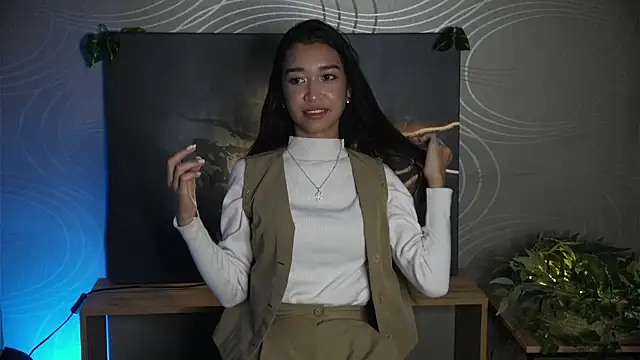 SelinaLukas online show from October 7, 2025, 4:04 pm