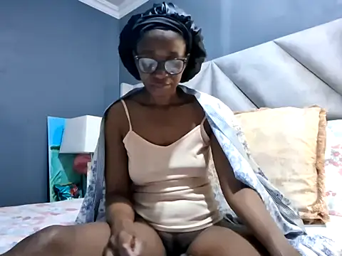 NaughtyCouga online show from May 9, 2026, 2:17 am