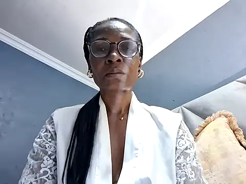 NaughtyCouga online show from June 16, 2026, 5:10 am